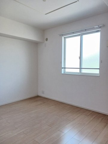 その他部屋・スペース　明るい色調の室内です