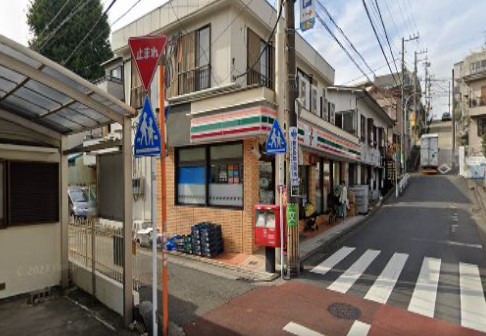 コンビニ　セブンイレブン 横浜西戸部店（コンビニ）まで878m