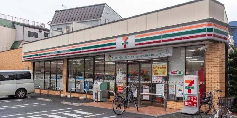 コンビニ　セブンイレブン柴又店（コンビニ）まで130m