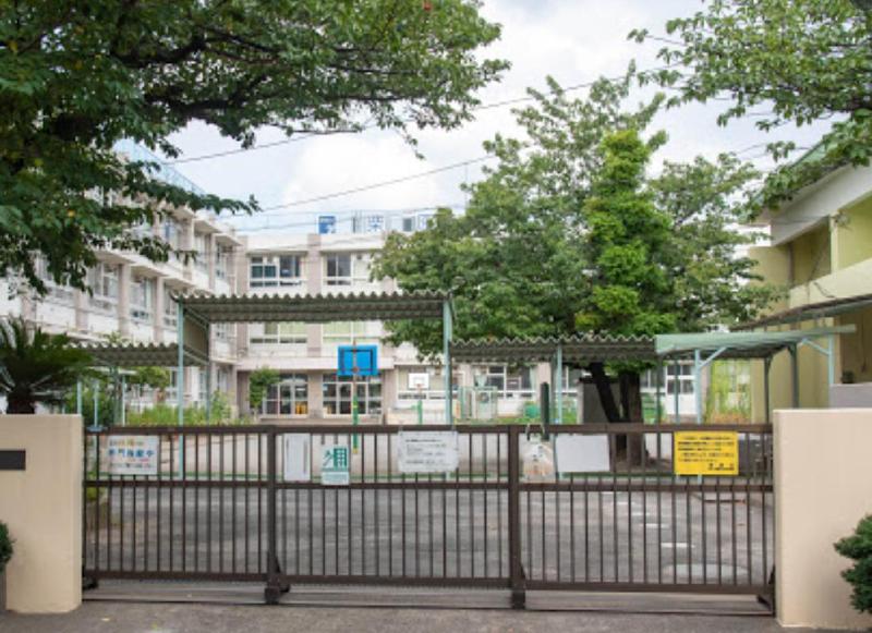 小学校　葛飾区立末広小学校（小学校）まで400m