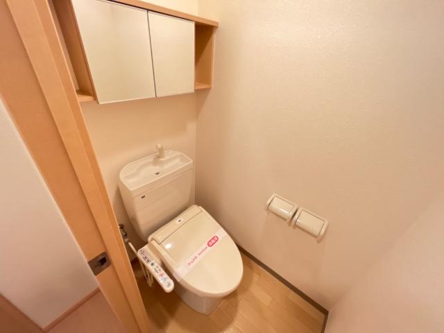 トイレ　シャワー付トイレ