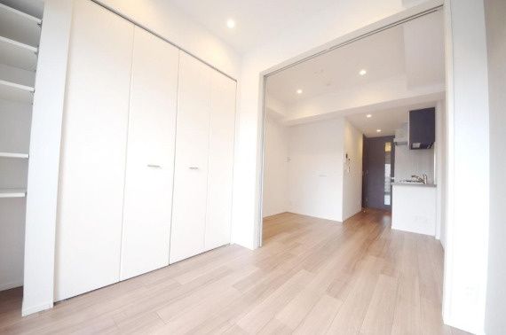 居室・リビング　写真は同タイプ住居です。