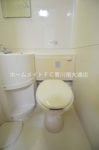 トイレ　同型別部屋写真