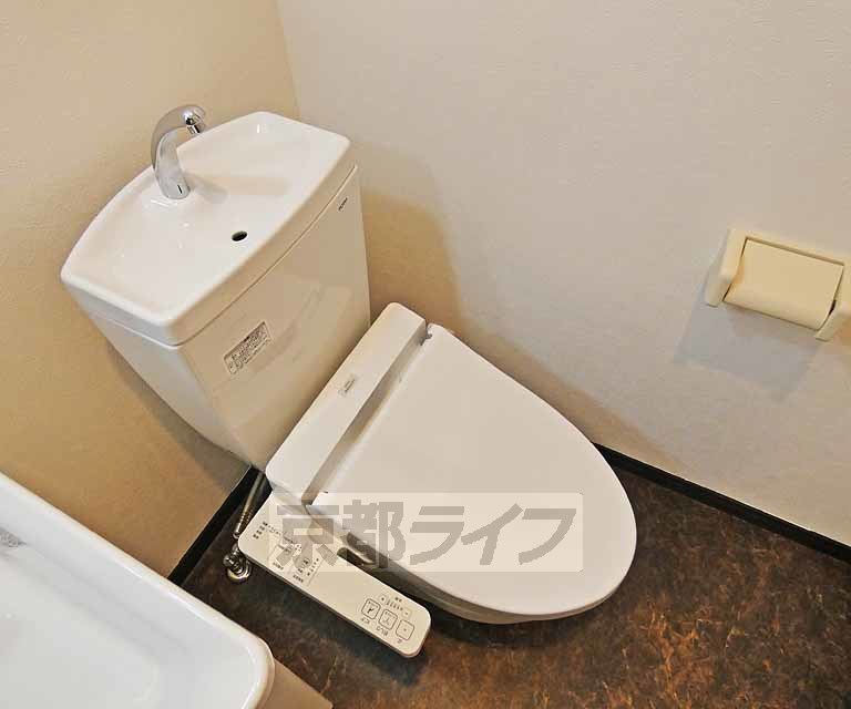 トイレ　４号室写真