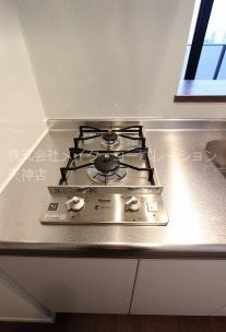キッチン　※入居中の為別部屋写真使用現状優先
