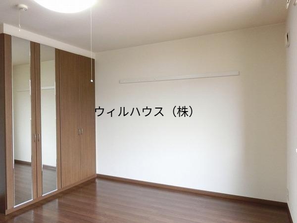 居室・リビング　室内きれいです！