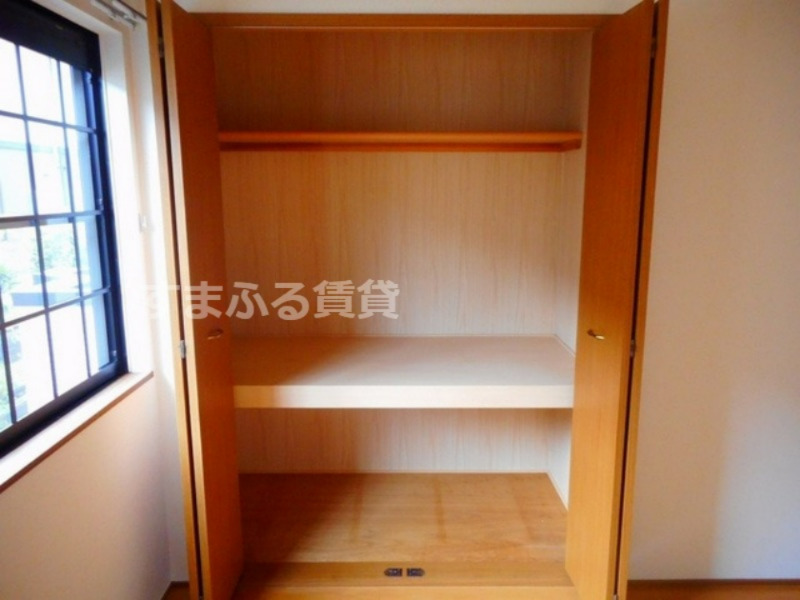 収納　同仕様　反転の場合あり