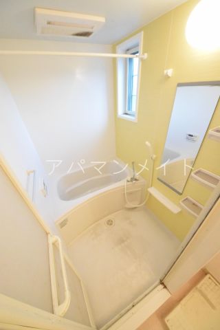 バス・シャワールーム　日々の疲れを癒すお風呂付です