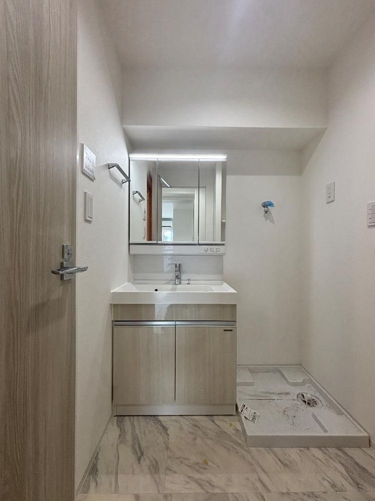 洗面設備　別タイプ部屋　参考写真です