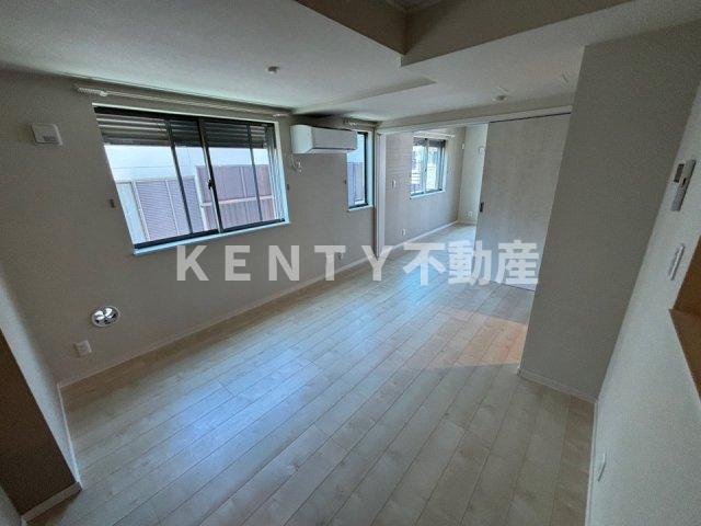 その他部屋・スペース　落ち着いて過ごせるお部屋なので、寝室にいかがでしょうか