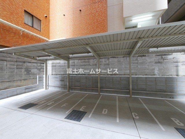 駐車場　※駐輪場です。