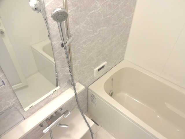 バス・シャワールーム　ごゆっくりお寛ぎください。