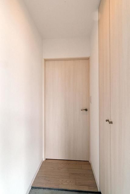 玄関　※別部屋参考写真