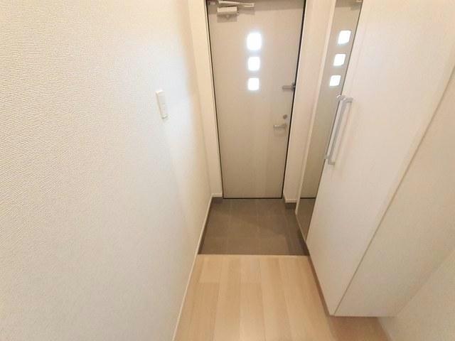 玄関　サン　ジュエル