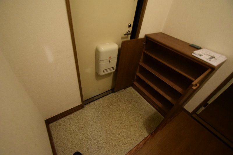 玄関　※同建物別室参照