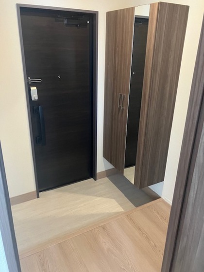 玄関　※別部屋の写真です