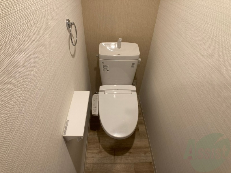 トイレ　ウォシュレット機能がついたトイレ。安心して使用できますね。
