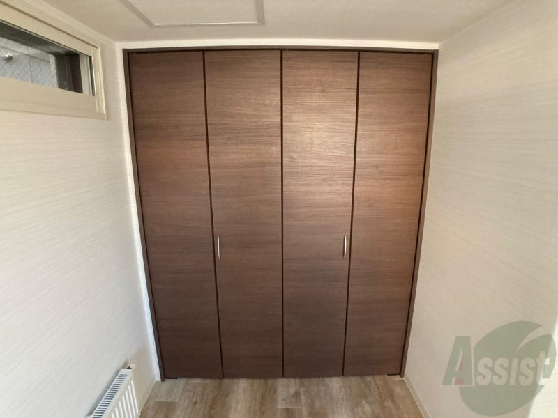 収納　寝室の収納です。部屋がすっきり片付きます。