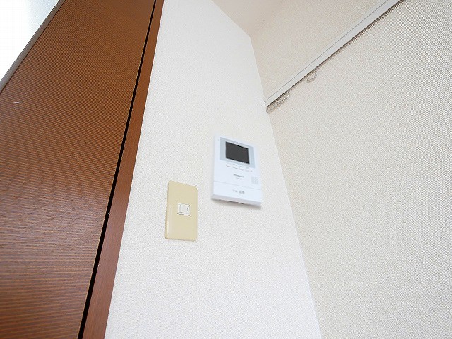 セキュリティ　モニター付きインターホンです