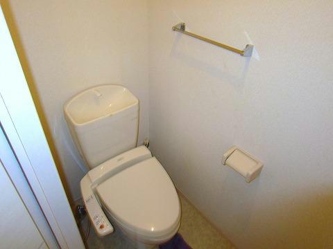 トイレ　室内写真は別部屋の写真です。