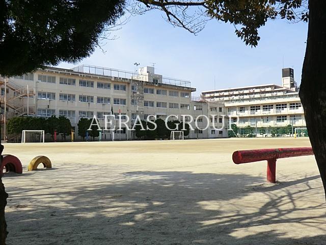 小学校　松戸市立八ケ崎第二小学校（小学校）まで667m