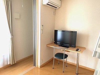 居室・リビング　ゆったり過ごせる居間です