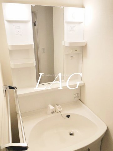 洗面設備　洗面台です。