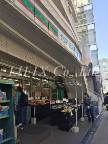 コンビニ　ローソンストア100 伊勢佐木長者町店（コンビニ）まで36m