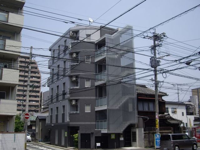 建物外観　人気の市崎に立地