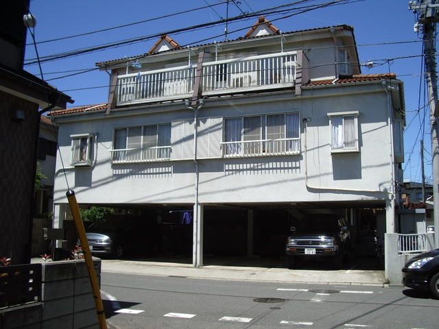 建物外観　外はこのようになっています