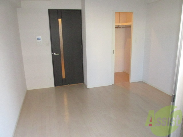 居室・リビング　明るいお部屋でうねー