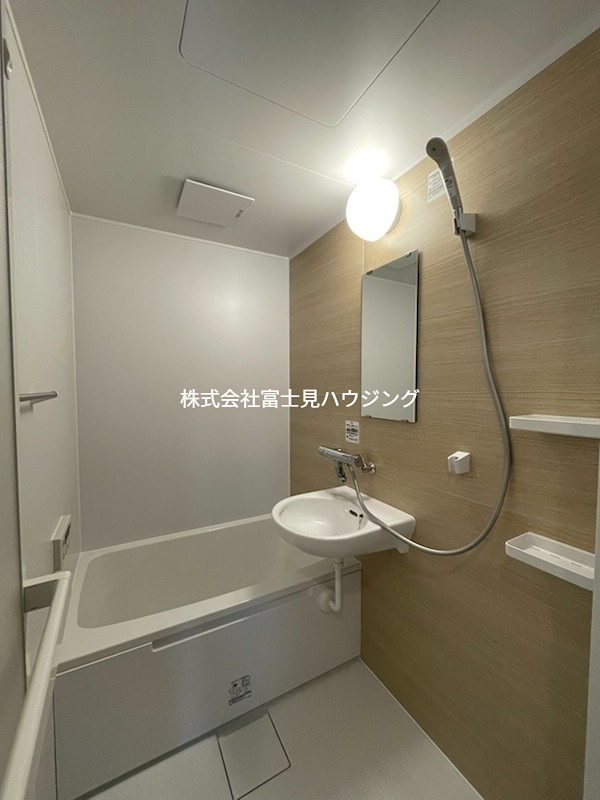 バス・シャワールーム　参考写真