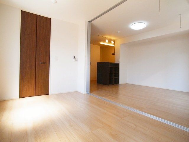 居室・リビング　★お部屋探しは株式会社タウンハウジング東京まで★