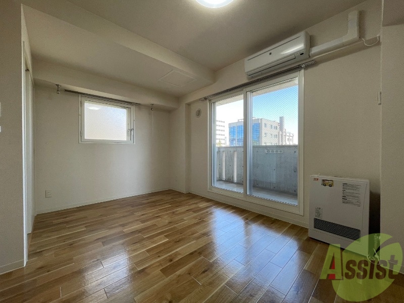 居室・リビング　広くてキレイなお部屋が広がっていて、充実した生活が送れそう。