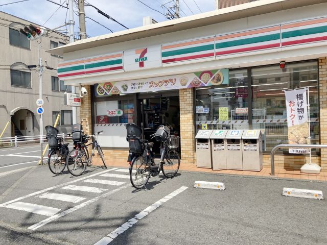 コンビニ　セブンイレブン 横浜鶴見大東町店（コンビニ）まで450m