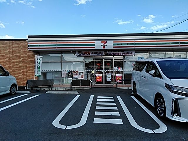 コンビニ　セブンイレブン 富士市浅間上町店（コンビニ）まで448m