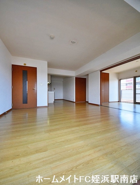 居室・リビング　★角部屋が空きました♪★参考写真