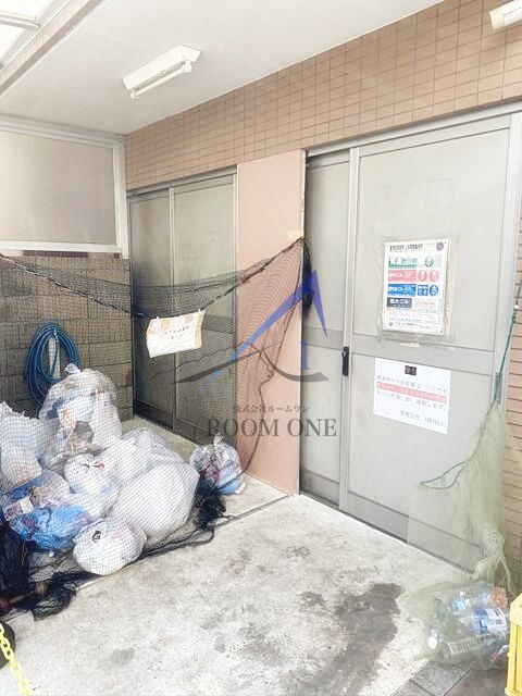 その他共有部分　敷地内ごみ置き場です。