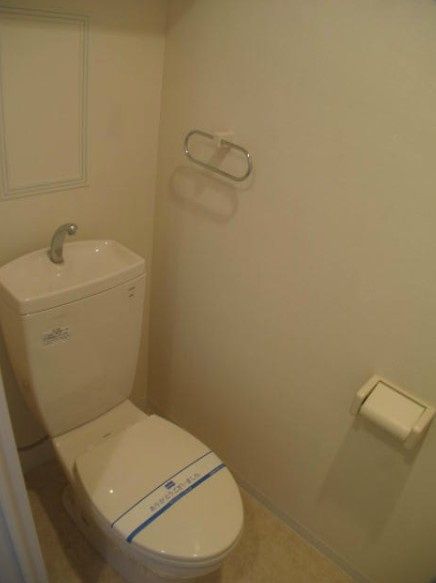 トイレ　※同建物別部屋参考写真