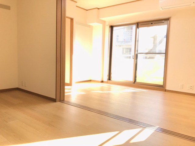 その他部屋・スペース　★明るいフロアタイルの角部屋です★
