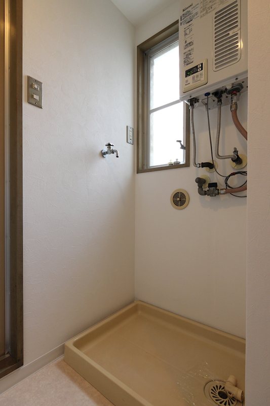 その他部屋・スペース　室内に洗濯機置場があります。