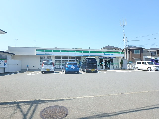 コンビニ　ファミリーマート羽鳥五丁目店（コンビニ）まで426m