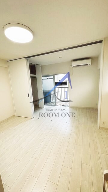 居室・リビング　洋室のお部屋です。