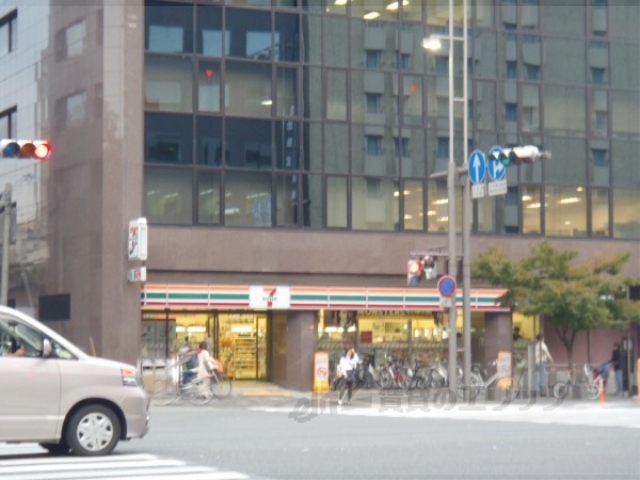 コンビニ　セブンイレブン京都間之町御池店（コンビニ）まで360m