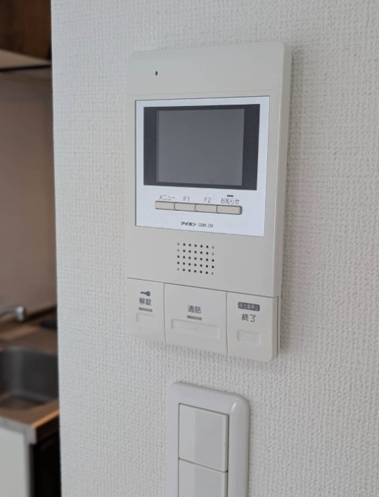 玄関　※他の号室写真になります。