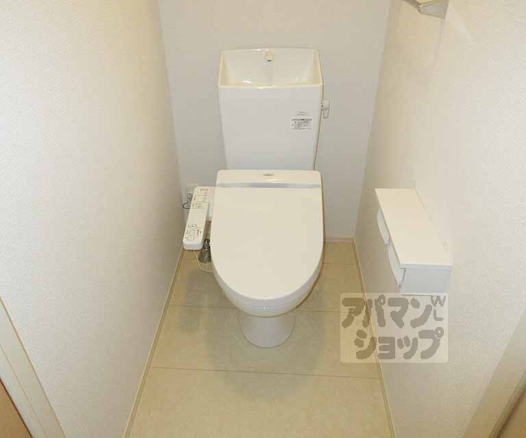トイレ　浴室乾燥ついています。