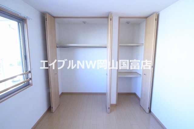 収納　同間取り別部屋の写真です