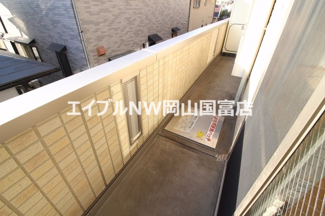 バルコニー　同間取り別部屋の写真です