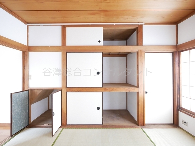 収納　和室１０帖