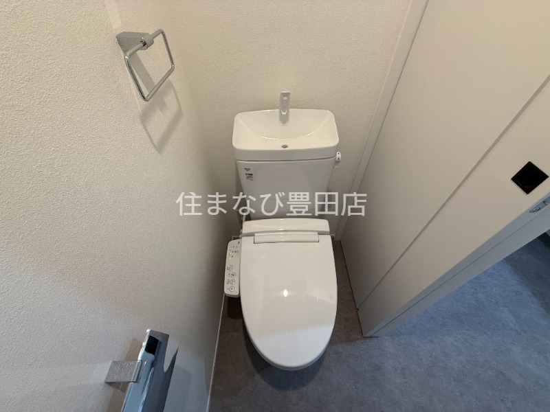 トイレ　完成モデル